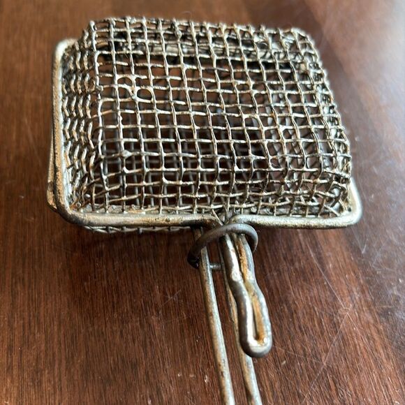 Antique 1920s Farmhouse primitive, Soap Saver, Metal Mesh, Laundry - Picture 4 of 6